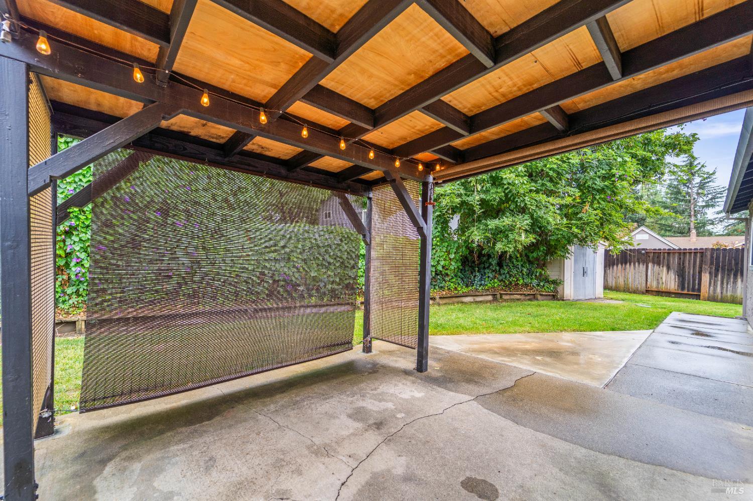 Detail Gallery Image 30 of 39 For 790 Arbor Oaks Dr, Vacaville,  CA 95687 - 4 Beds | 2 Baths