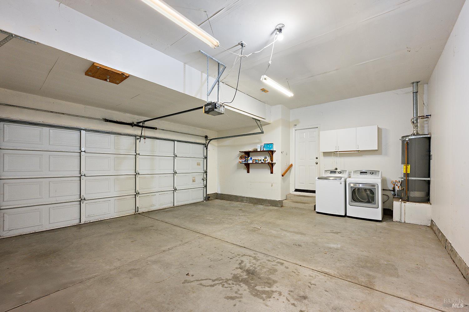 Detail Gallery Image 28 of 34 For 2599 Silver Spur Dr, Santa Rosa,  CA 95407 - 3 Beds | 2 Baths