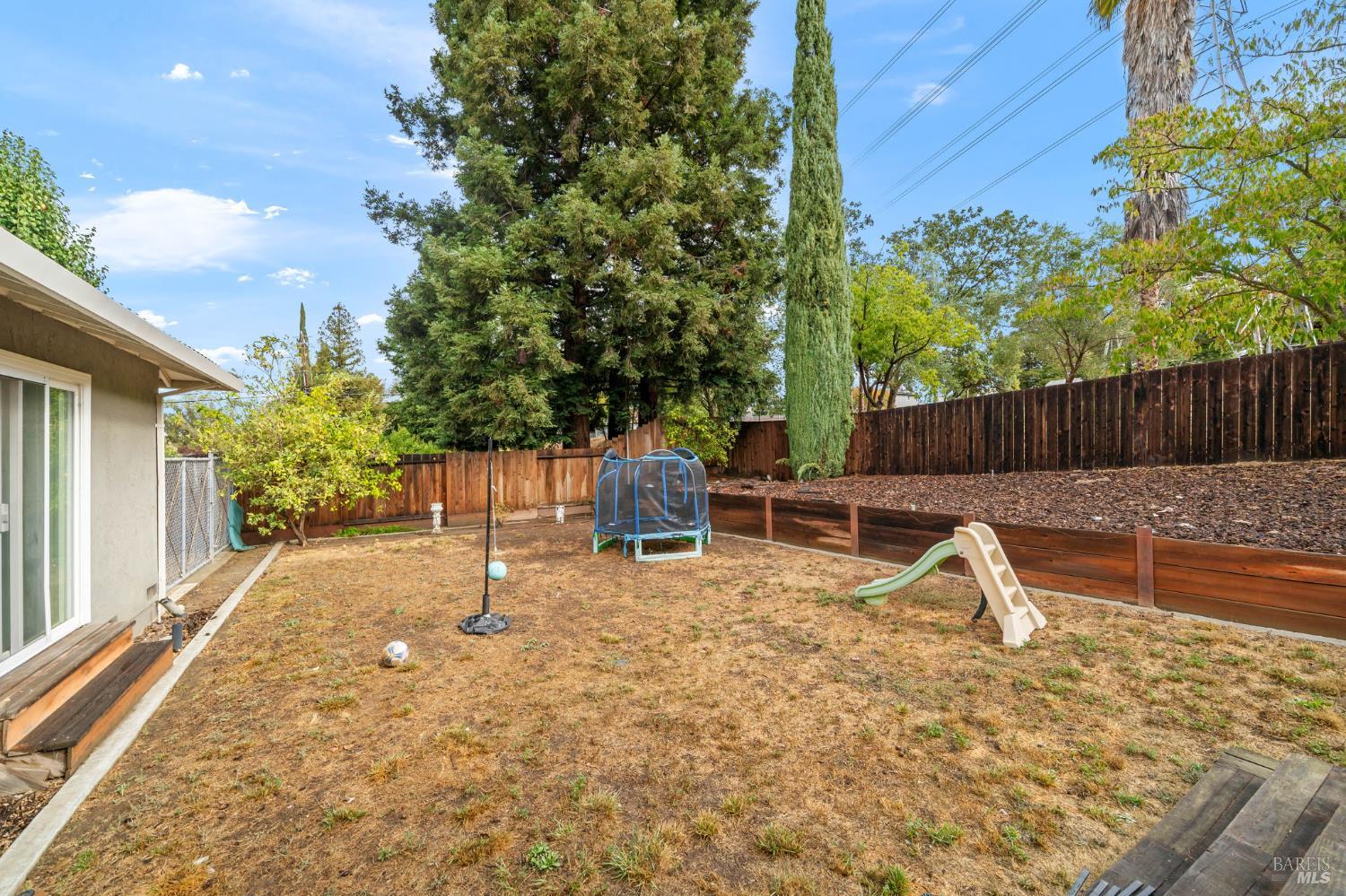 Detail Gallery Image 30 of 36 For 506 Midway Ct, Martinez,  CA 94553 - 3 Beds | 2 Baths