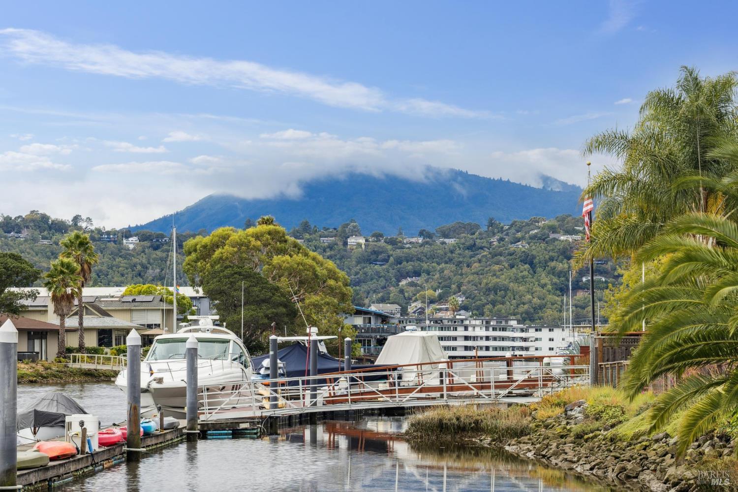 Detail Gallery Image 48 of 52 For 20 Porto Bello Dr, San Rafael,  CA 94901 - 2 Beds | 2 Baths