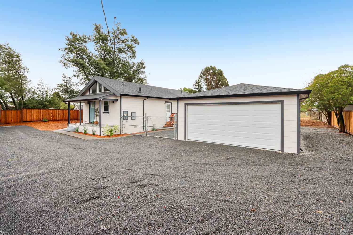 Detail Gallery Image 29 of 31 For 2575 Fremont Dr, Sonoma,  CA 95476 - 2 Beds | 2 Baths