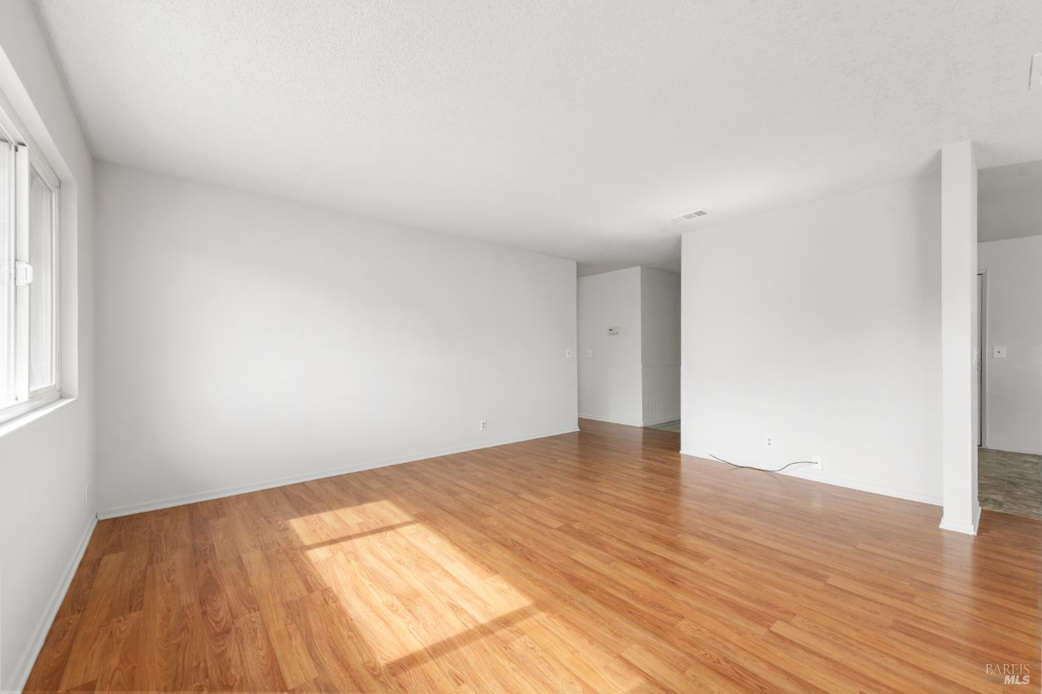 Detail Gallery Image 20 of 44 For 190 Fairview Dr, Vacaville,  CA 95687 - 4 Beds | 2 Baths