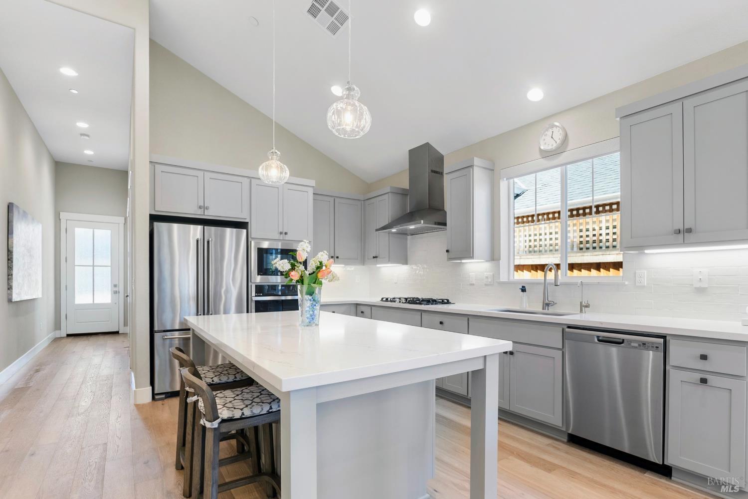 Detail Gallery Image 7 of 41 For 62 Winedale Ln, Napa,  CA 94558 - 3 Beds | 2 Baths