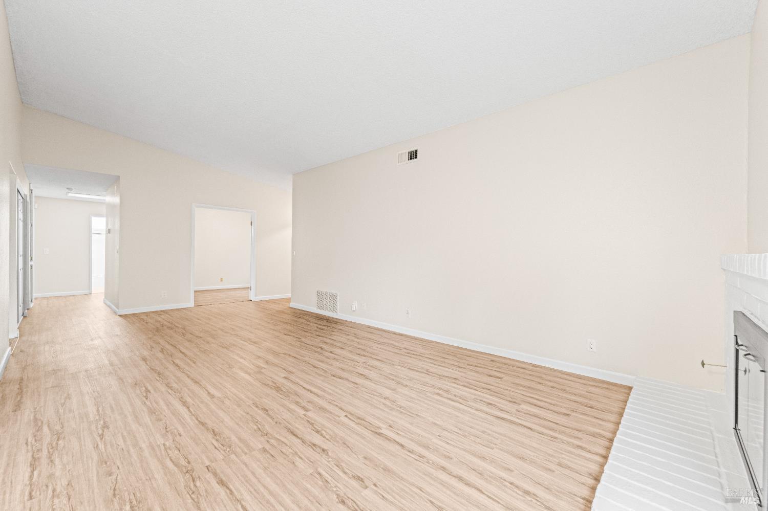 Detail Gallery Image 6 of 39 For 790 Arbor Oaks Dr, Vacaville,  CA 95687 - 4 Beds | 2 Baths