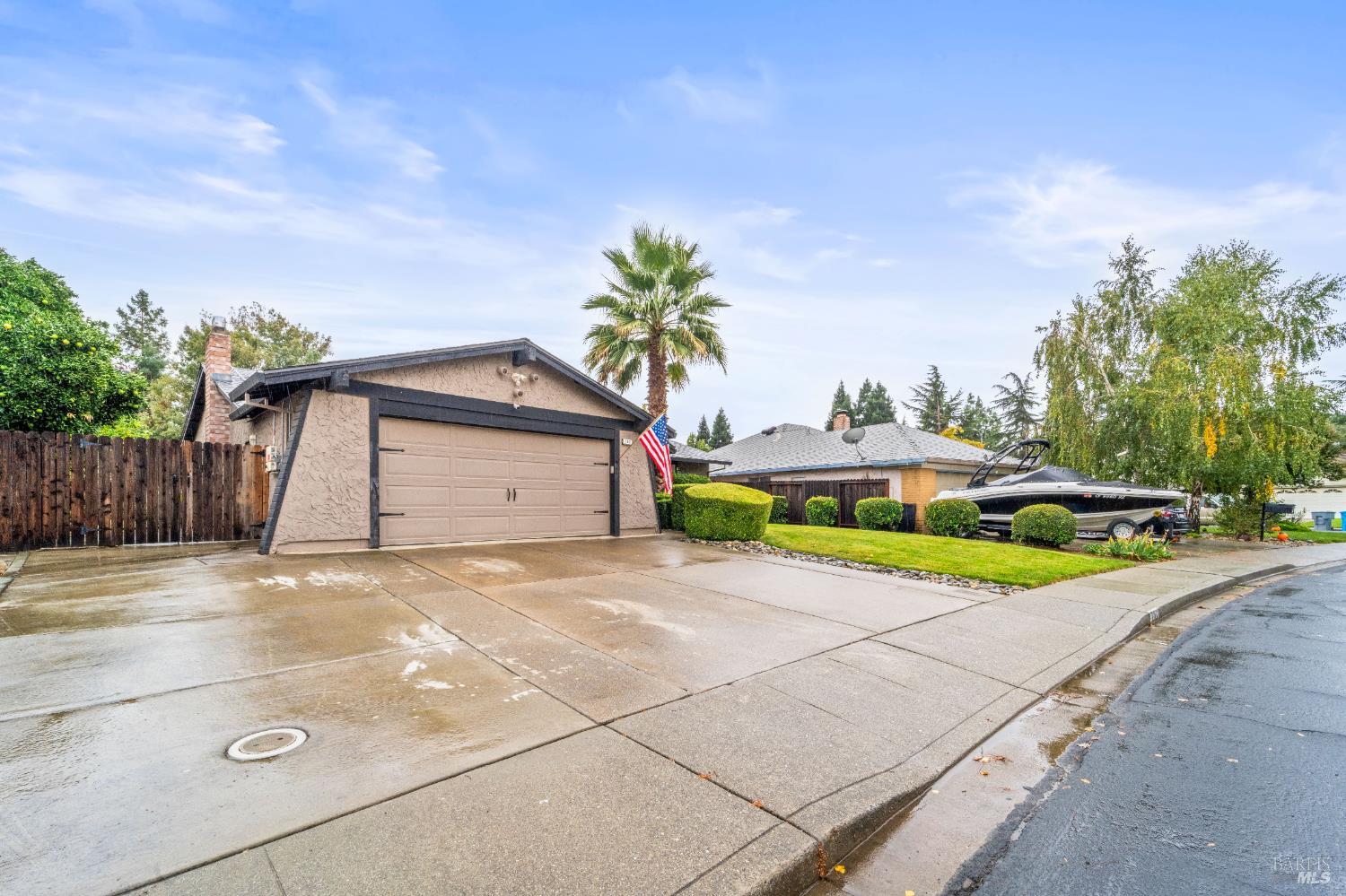 Detail Gallery Image 2 of 39 For 790 Arbor Oaks Dr, Vacaville,  CA 95687 - 4 Beds | 2 Baths