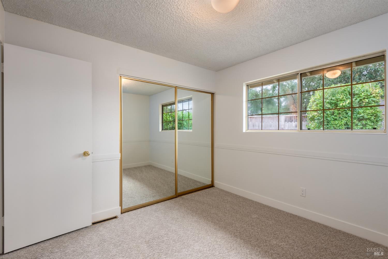 Detail Gallery Image 23 of 37 For 2158 Rivera Dr, Santa Rosa,  CA 95409 - 3 Beds | 2 Baths