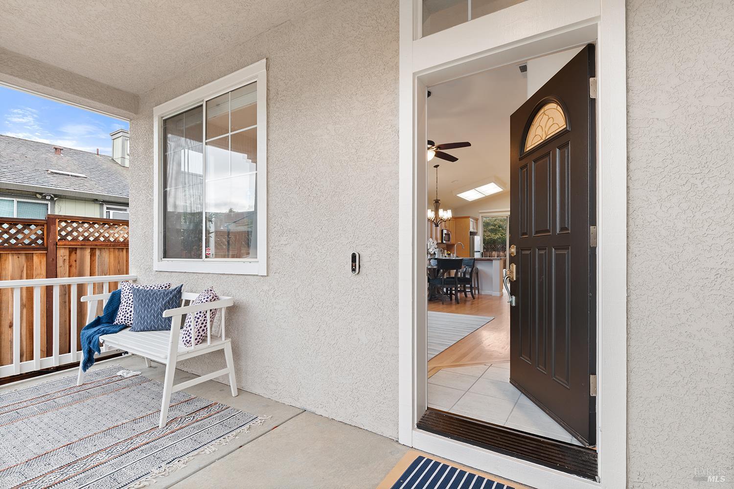 Detail Gallery Image 6 of 34 For 2599 Silver Spur Dr, Santa Rosa,  CA 95407 - 3 Beds | 2 Baths