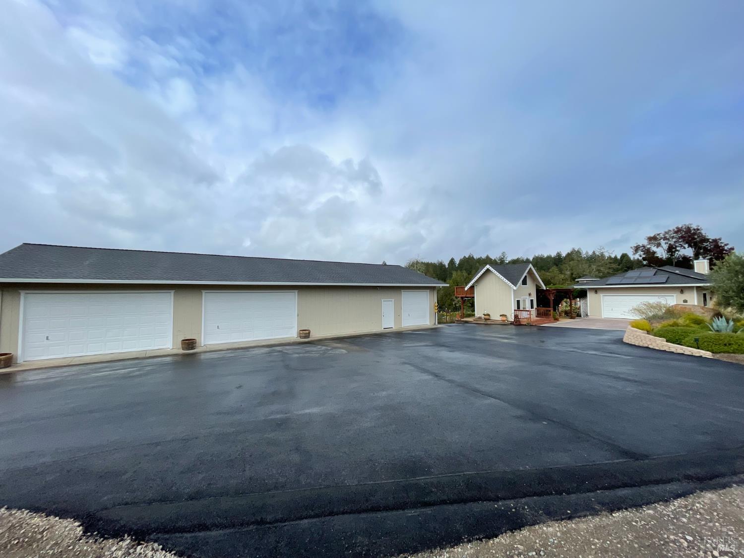 Detail Gallery Image 22 of 53 For 4630 Maddocks Rd, Sebastopol,  CA 95472 - 3 Beds | 3 Baths