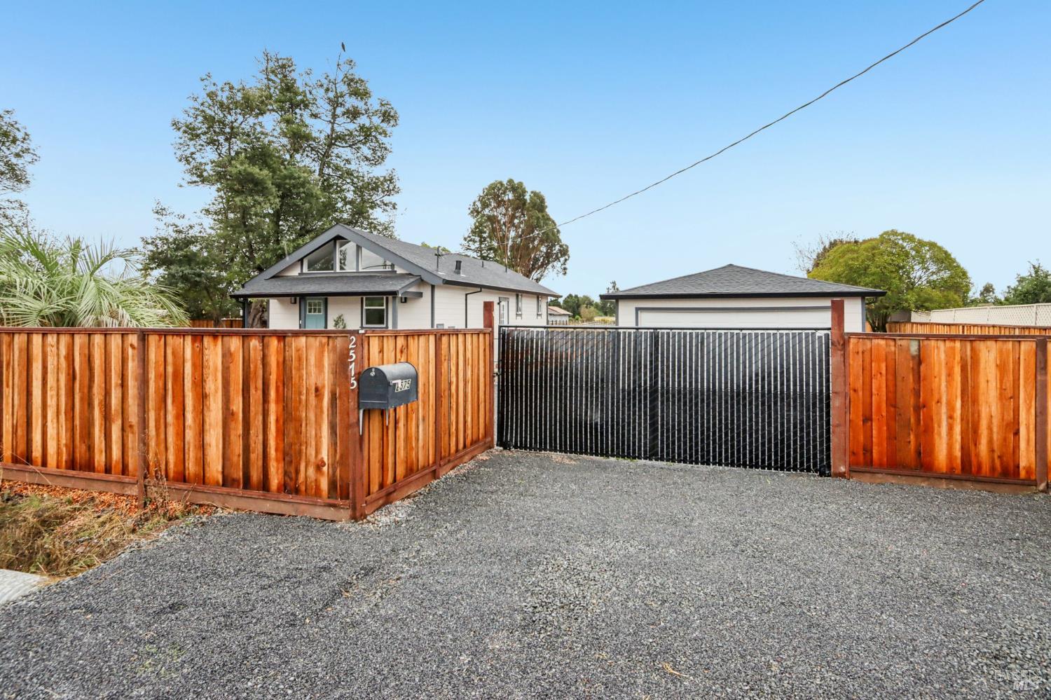 Detail Gallery Image 30 of 31 For 2575 Fremont Dr, Sonoma,  CA 95476 - 2 Beds | 2 Baths