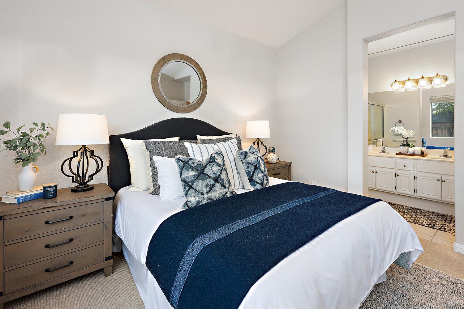 Detail Gallery Image 23 of 34 For 2599 Silver Spur Dr, Santa Rosa,  CA 95407 - 3 Beds | 2 Baths