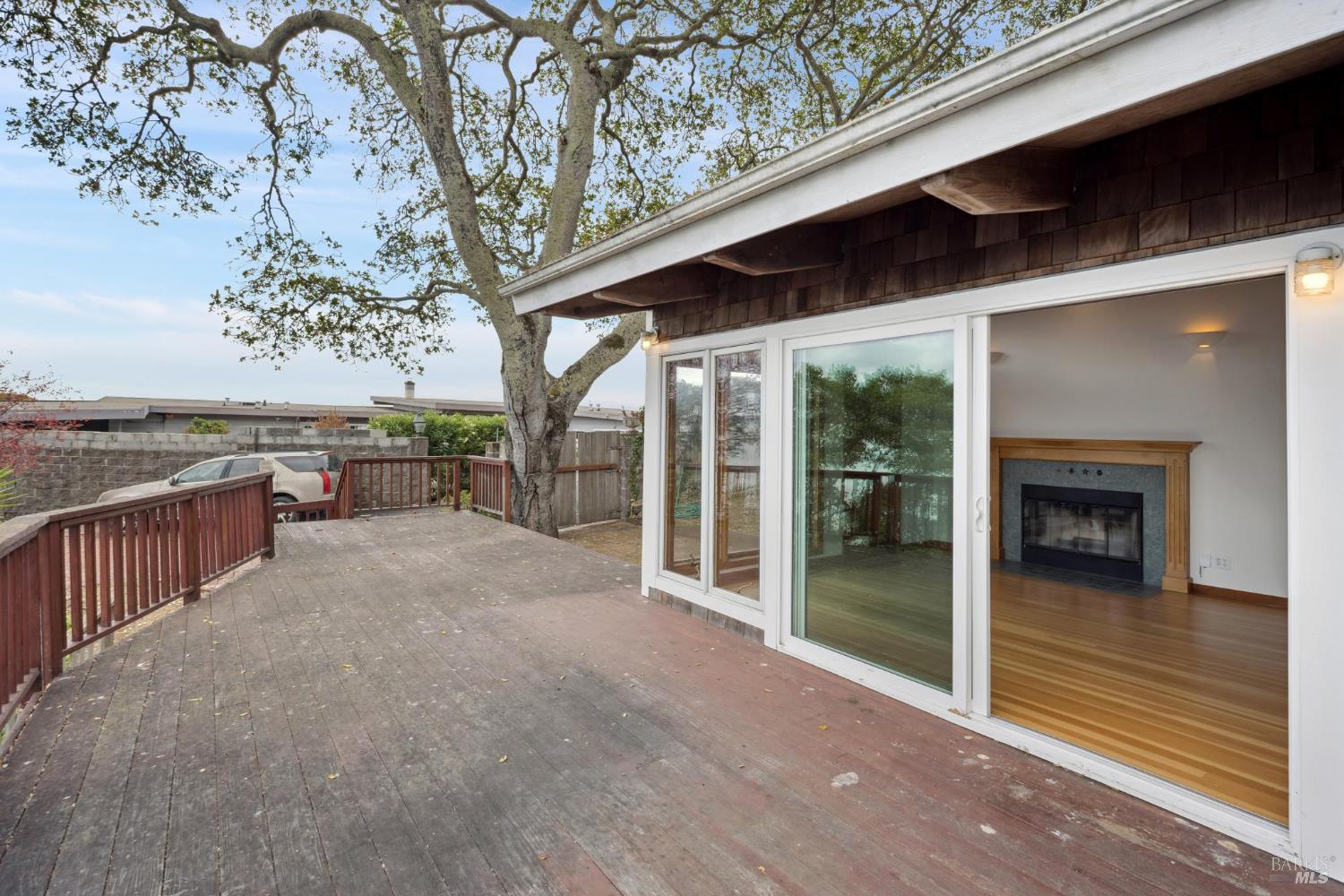 Detail Gallery Image 14 of 27 For 177 Oak Dr, San Rafael,  CA 94901 - 1 Beds | 1 Baths