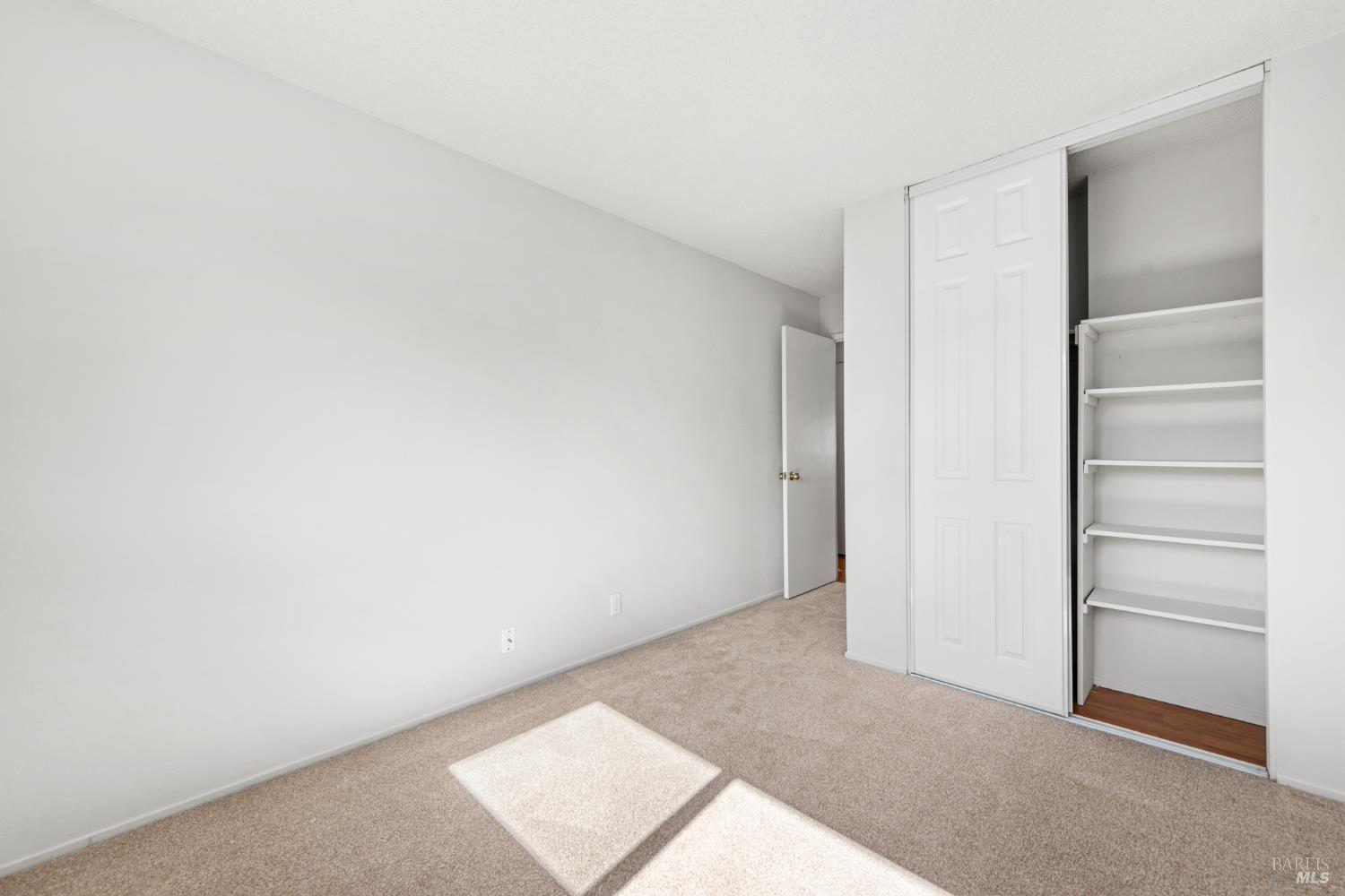 Detail Gallery Image 29 of 44 For 190 Fairview Dr, Vacaville,  CA 95687 - 4 Beds | 2 Baths