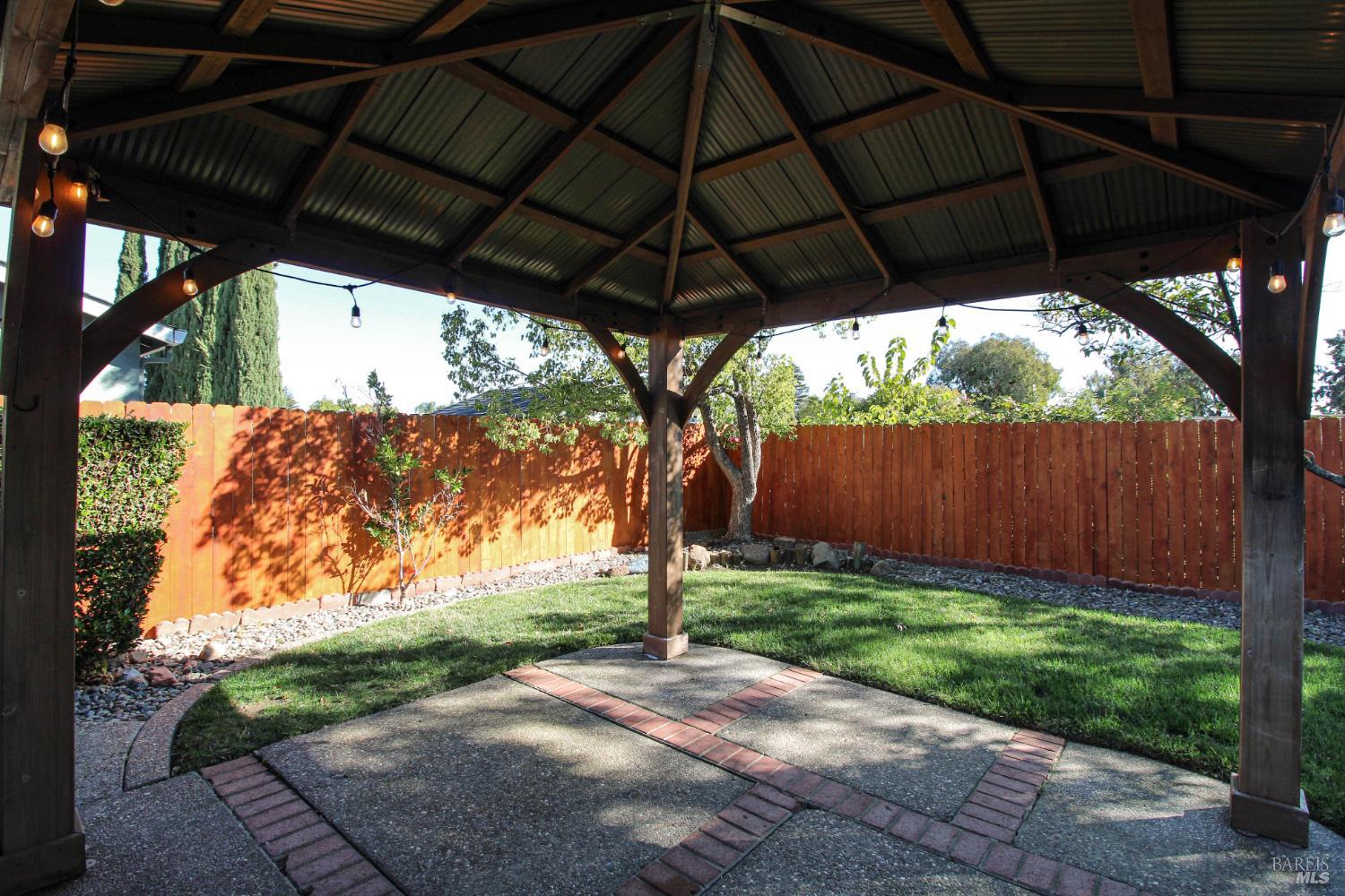 Detail Gallery Image 17 of 21 For 357 Colonial Cir, Vacaville,  CA 95687 - 2 Beds | 1 Baths