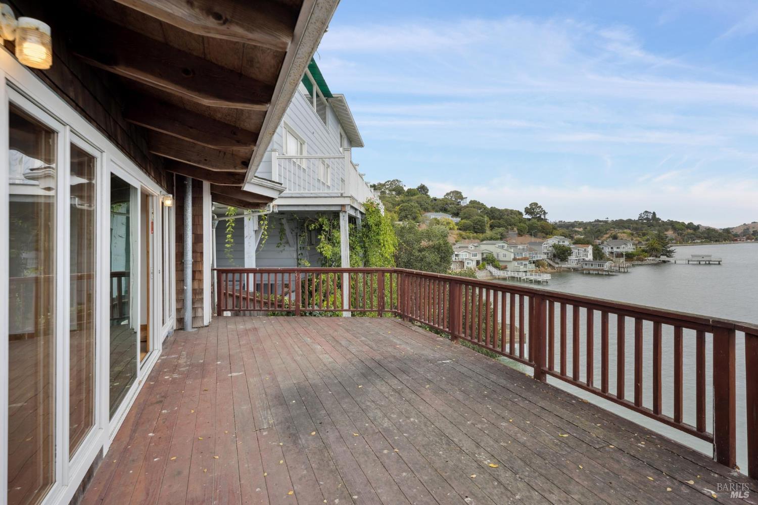 Detail Gallery Image 15 of 27 For 177 Oak Dr, San Rafael,  CA 94901 - 1 Beds | 1 Baths