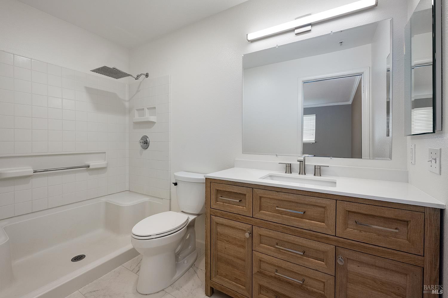 Detail Gallery Image 18 of 43 For 431 University St, Healdsburg,  CA 95448 - – Beds | – Baths