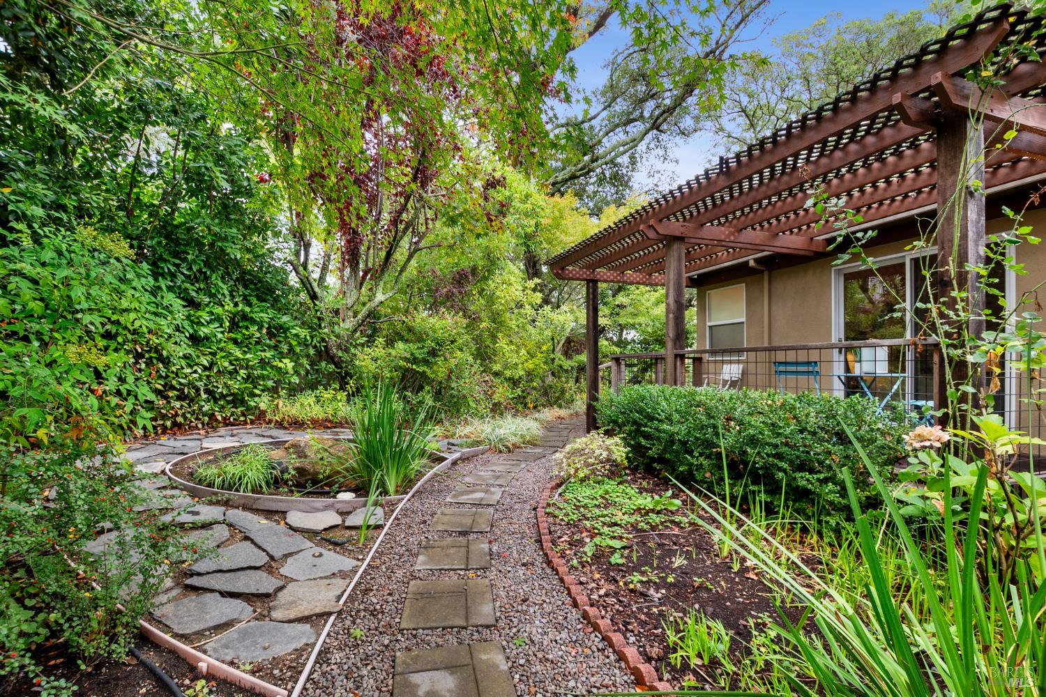 Detail Gallery Image 62 of 68 For 18 Tuscany Ct, Napa,  CA 94558 - 3 Beds | 2/1 Baths