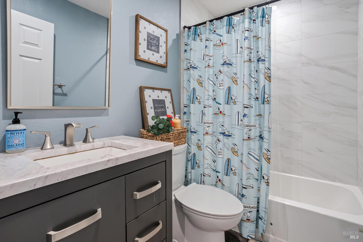 Detail Gallery Image 17 of 24 For 2213 Tapian Way, Santa Rosa,  CA 95403 - 3 Beds | 2/1 Baths