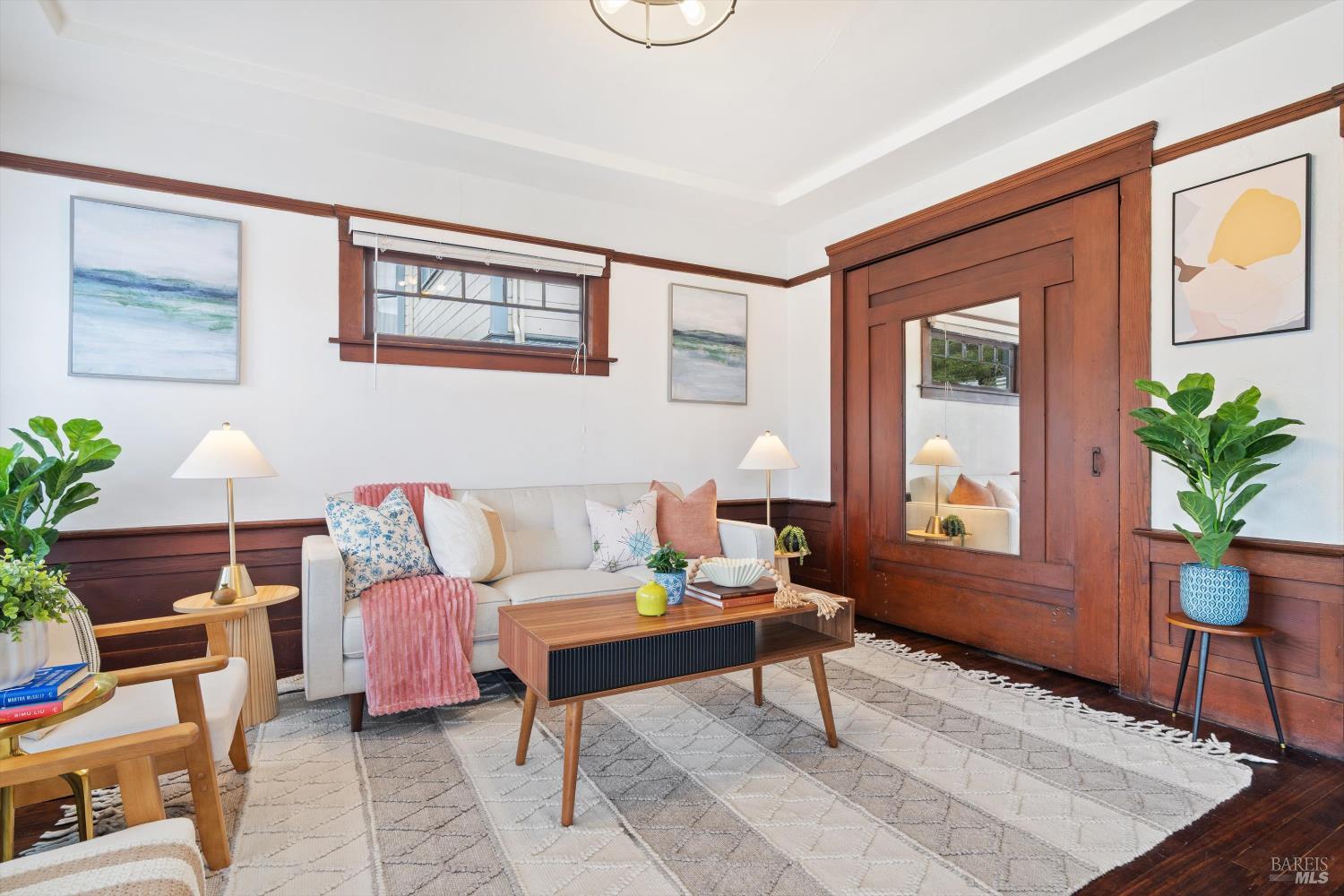 Detail Gallery Image 5 of 58 For 1211 Santa Clara St, Vallejo,  CA 94590 - 4 Beds | 3/1 Baths