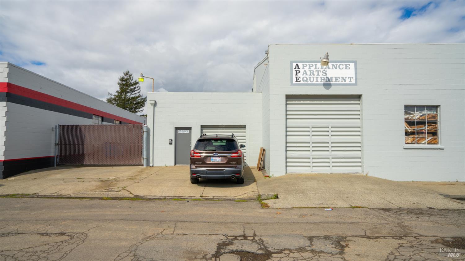 Detail Gallery Image 2 of 20 For 1145 Petaluma Hill Rd, Santa Rosa,  CA 95404 - – Beds | – Baths