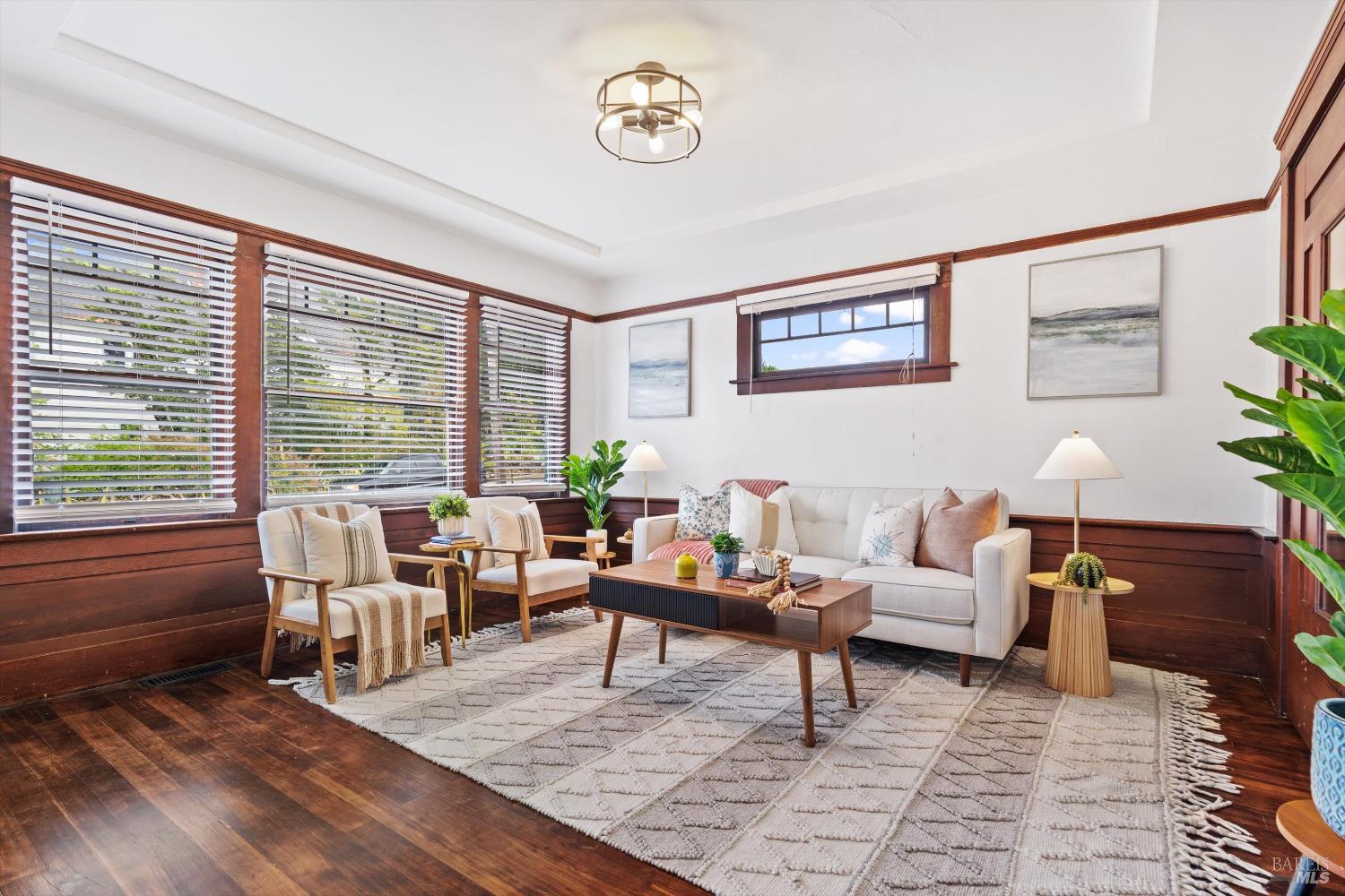 Detail Gallery Image 6 of 58 For 1211 Santa Clara St, Vallejo,  CA 94590 - 4 Beds | 3/1 Baths