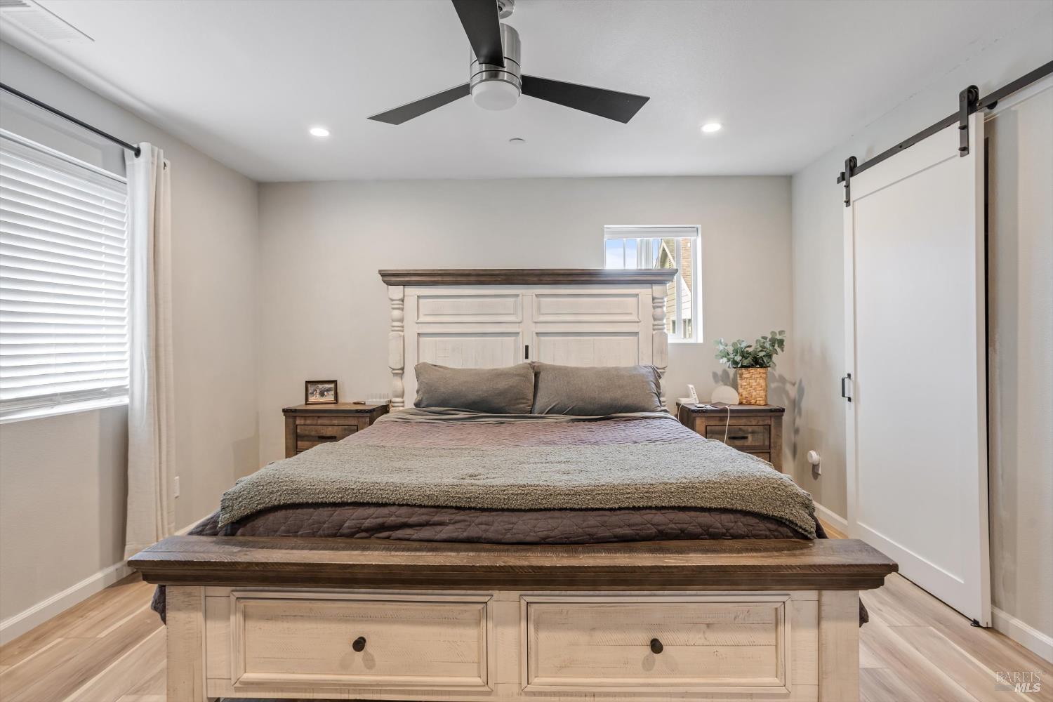 Detail Gallery Image 13 of 24 For 2213 Tapian Way, Santa Rosa,  CA 95403 - 3 Beds | 2/1 Baths