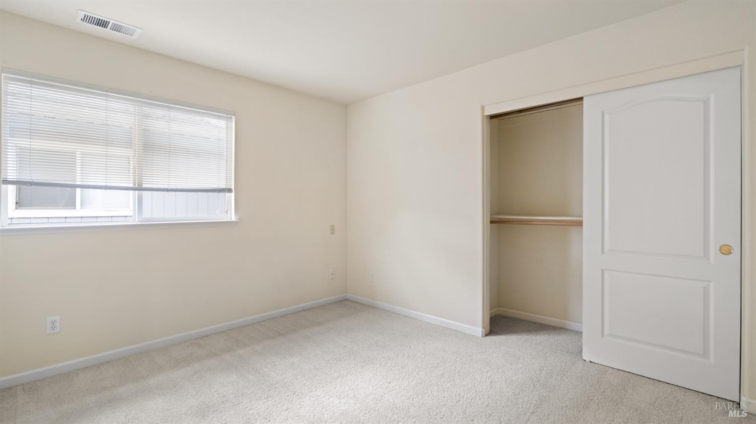 Detail Gallery Image 28 of 39 For 305 Hansbery Way, Santa Rosa,  CA 95409 - 3 Beds | 2/1 Baths