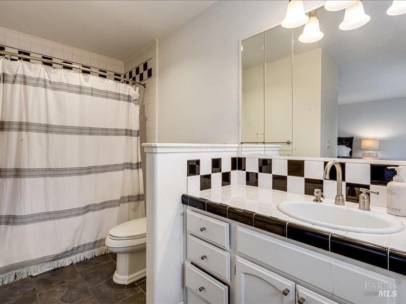 Detail Gallery Image 20 of 39 For 2108 Imola Ave, Napa,  CA 94559 - 4 Beds | 3 Baths