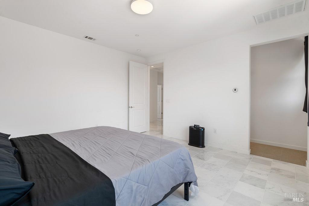 Detail Gallery Image 33 of 48 For 1401 Jamboree Dr, Fairfield,  CA 94533 - 3 Beds | 2/1 Baths