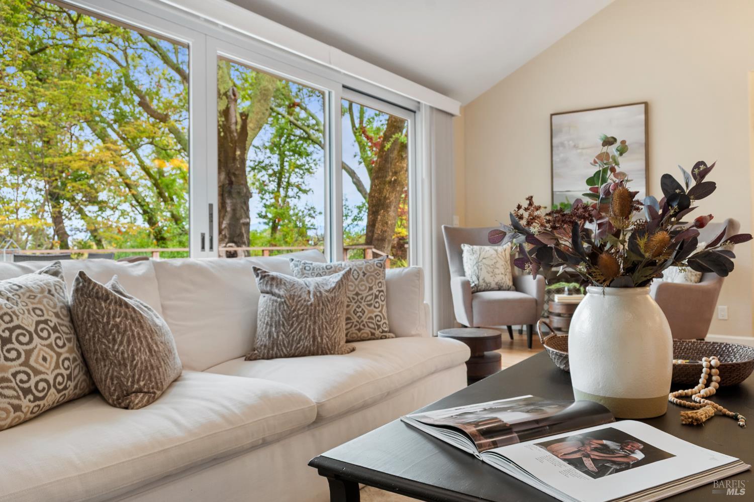 Detail Gallery Image 29 of 68 For 18 Tuscany Ct, Napa,  CA 94558 - 3 Beds | 2/1 Baths