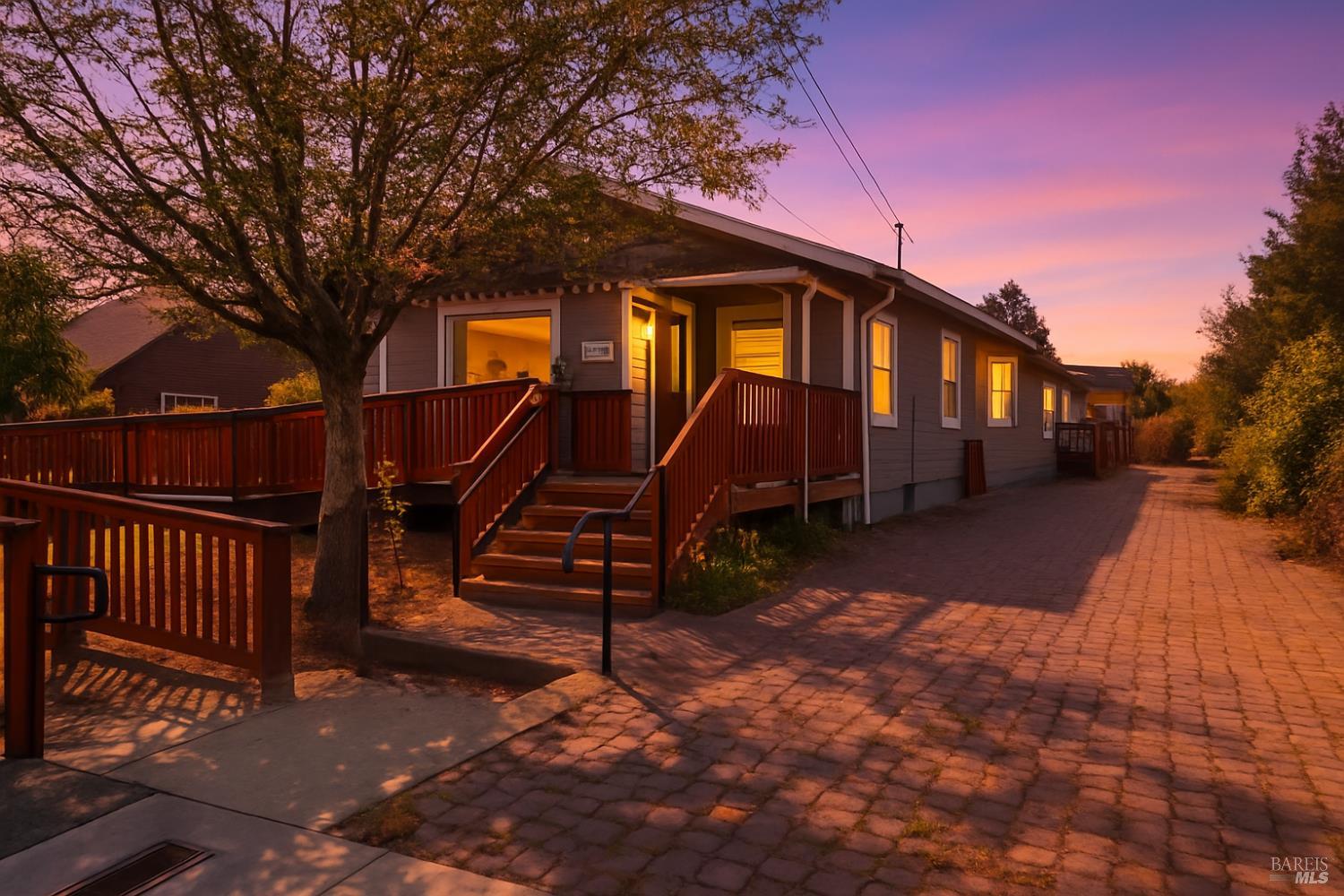 Front Image Thumbnail for BA325091667