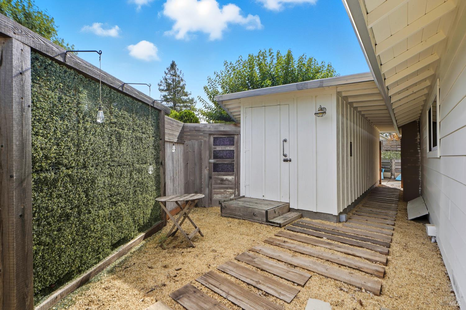 Detail Gallery Image 29 of 31 For 3378 Dartmouth Dr, Santa Rosa,  CA 95405 - 3 Beds | 2 Baths