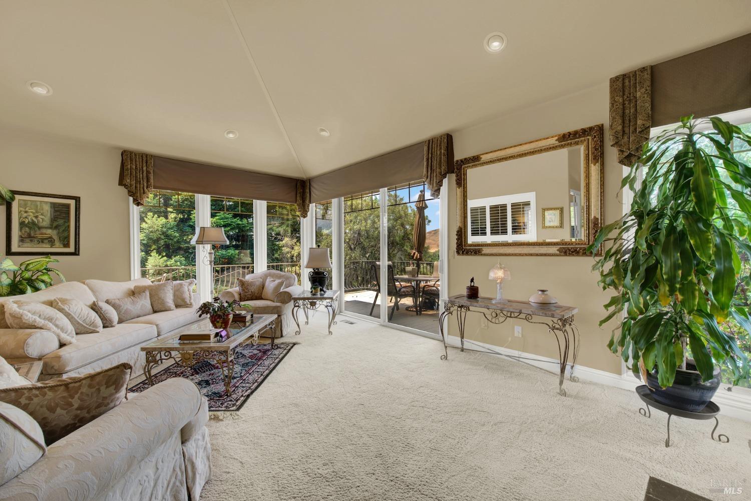 Detail Gallery Image 38 of 99 For 1009 Cypressridge Pl, Fairfield,  CA 94534 - 5 Beds | 4/1 Baths