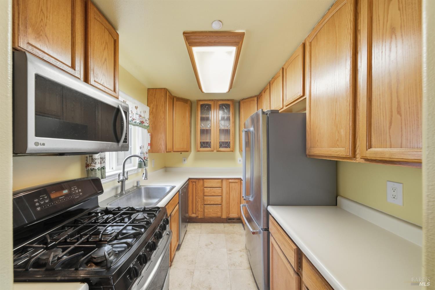 Detail Gallery Image 2 of 52 For 3960 Llano Rd, Santa Rosa,  CA 95407 - – Beds | – Baths