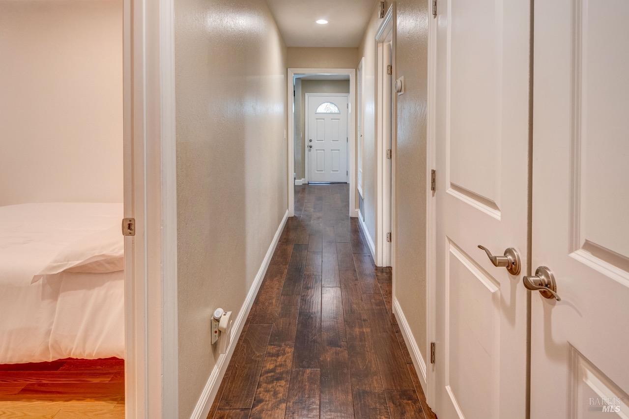 Detail Gallery Image 20 of 28 For 1448 O Hare Dr, Benicia,  CA 94510 - 4 Beds | 2 Baths