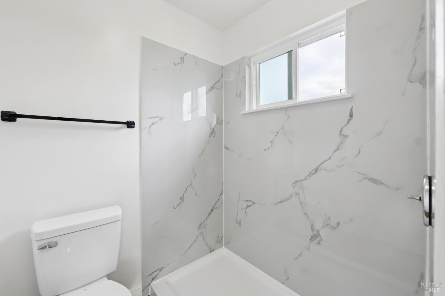 Detail Gallery Image 30 of 46 For 240 Parkview Ter, Vallejo,  CA 94589 - 3 Beds | 2/1 Baths