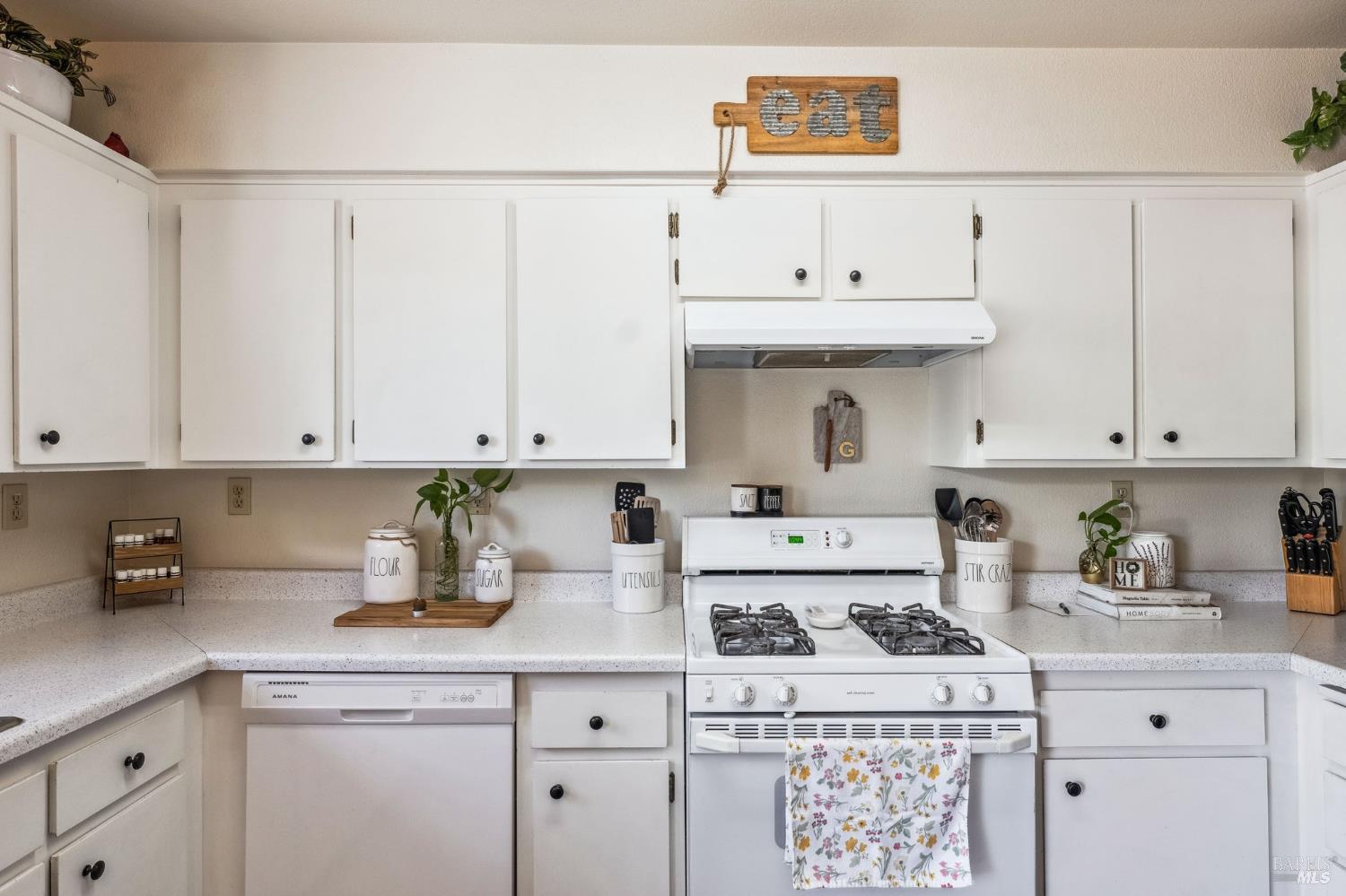 Detail Gallery Image 19 of 26 For 118 Garden Circle Way, Cloverdale,  CA 95425 - 3 Beds | 1/1 Baths