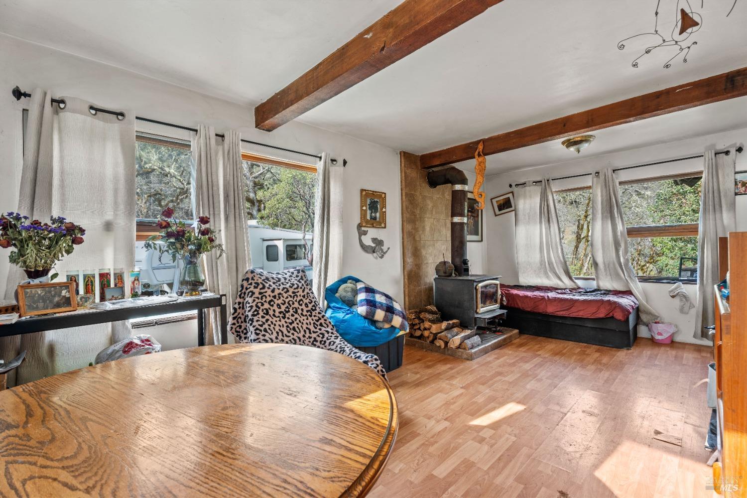 Detail Gallery Image 9 of 23 For 4450 Woodman Creek Rd, Laytonville,  CA 95454 - 2 Beds | 1 Baths