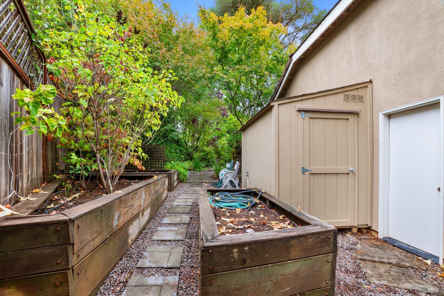 Detail Gallery Image 63 of 68 For 18 Tuscany Ct, Napa,  CA 94558 - 3 Beds | 2/1 Baths
