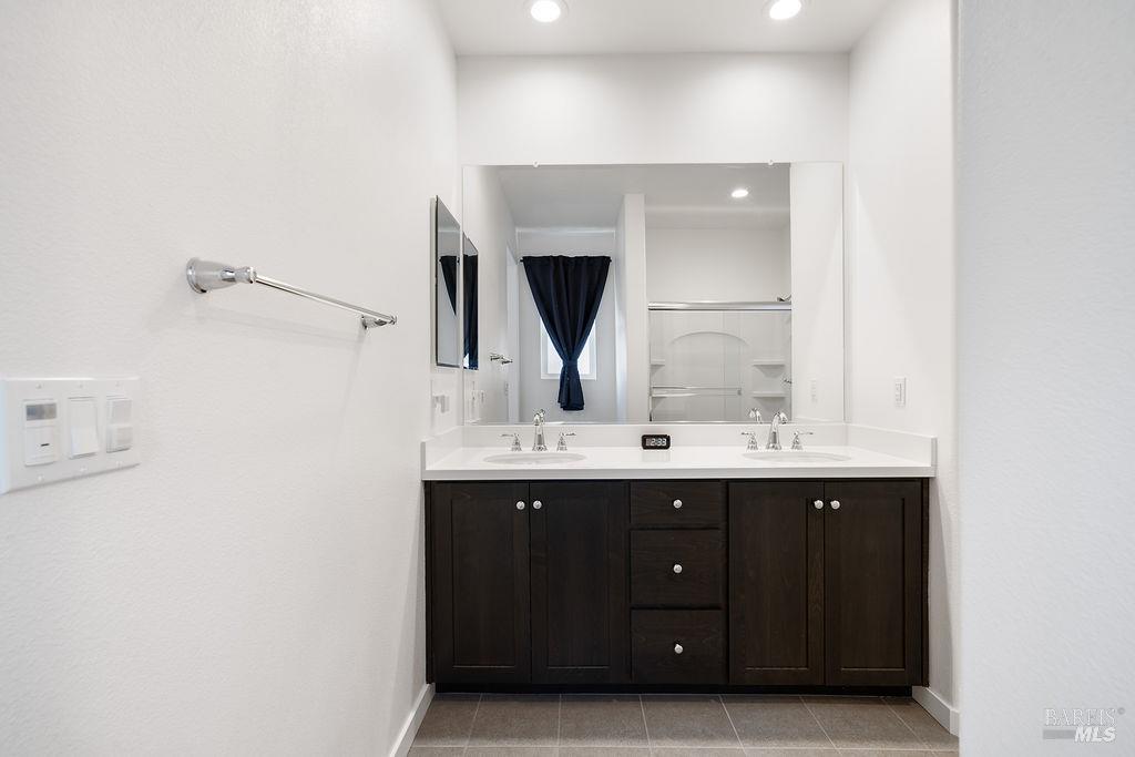 Detail Gallery Image 34 of 48 For 1401 Jamboree Dr, Fairfield,  CA 94533 - 3 Beds | 2/1 Baths