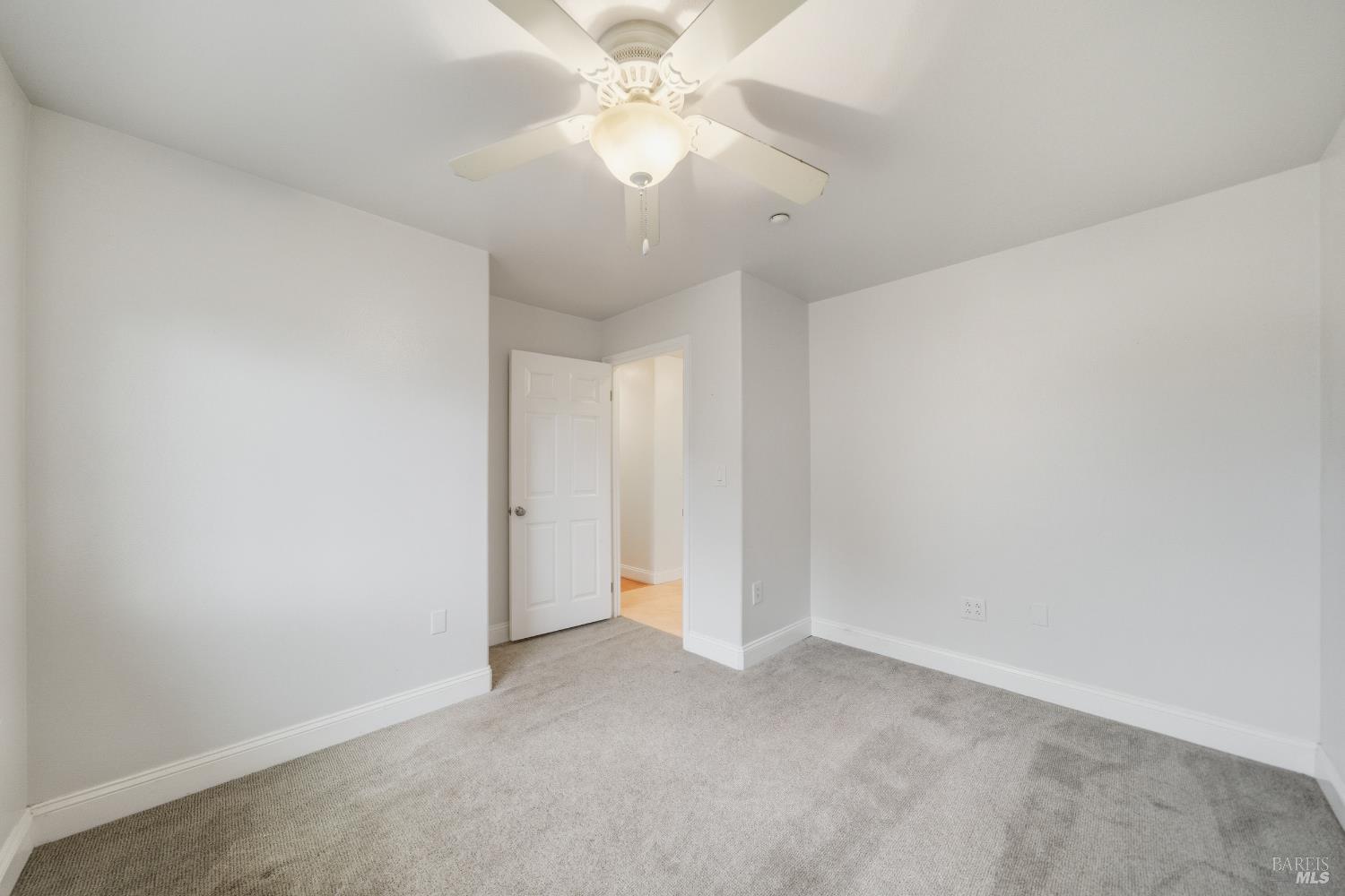 Detail Gallery Image 10 of 52 For 3960 Llano Rd, Santa Rosa,  CA 95407 - – Beds | – Baths