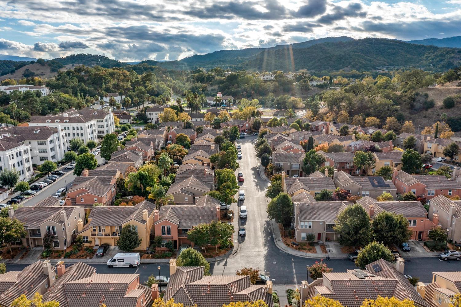 Detail Gallery Image 35 of 38 For 63 Gann Way, Novato,  CA 94949 - 2 Beds | 2/1 Baths