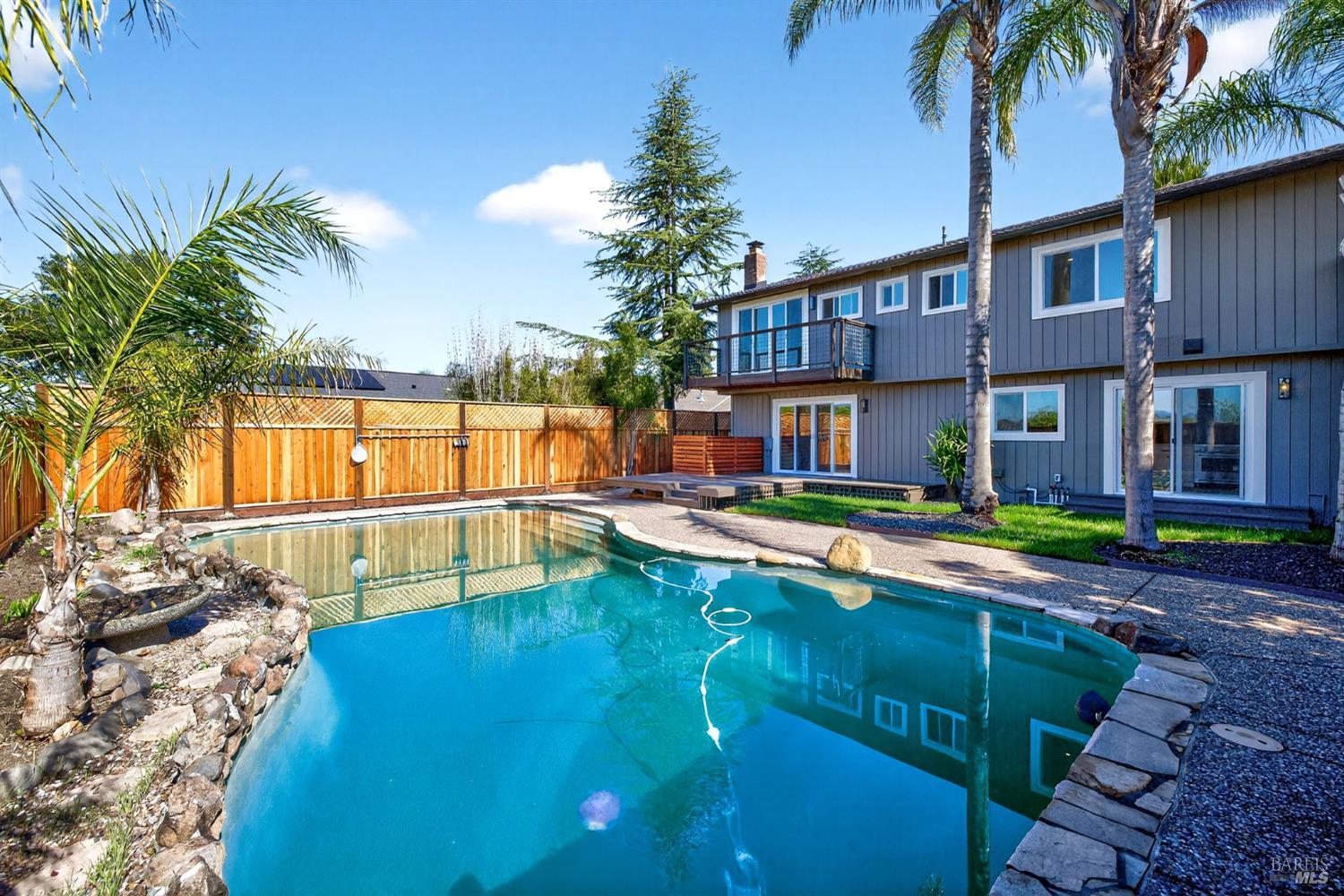 Detail Gallery Image 55 of 67 For 690 Holly Ave, Rohnert Park,  CA 94928 - 5 Beds | 3 Baths