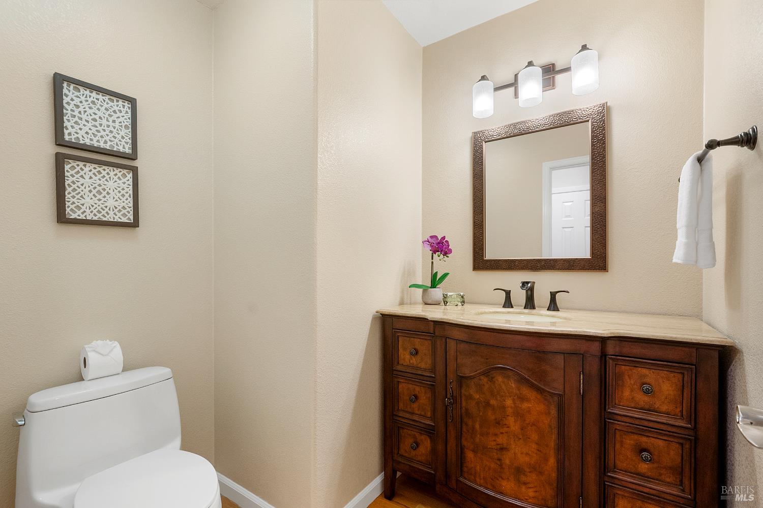 Detail Gallery Image 31 of 68 For 18 Tuscany Ct, Napa,  CA 94558 - 3 Beds | 2/1 Baths