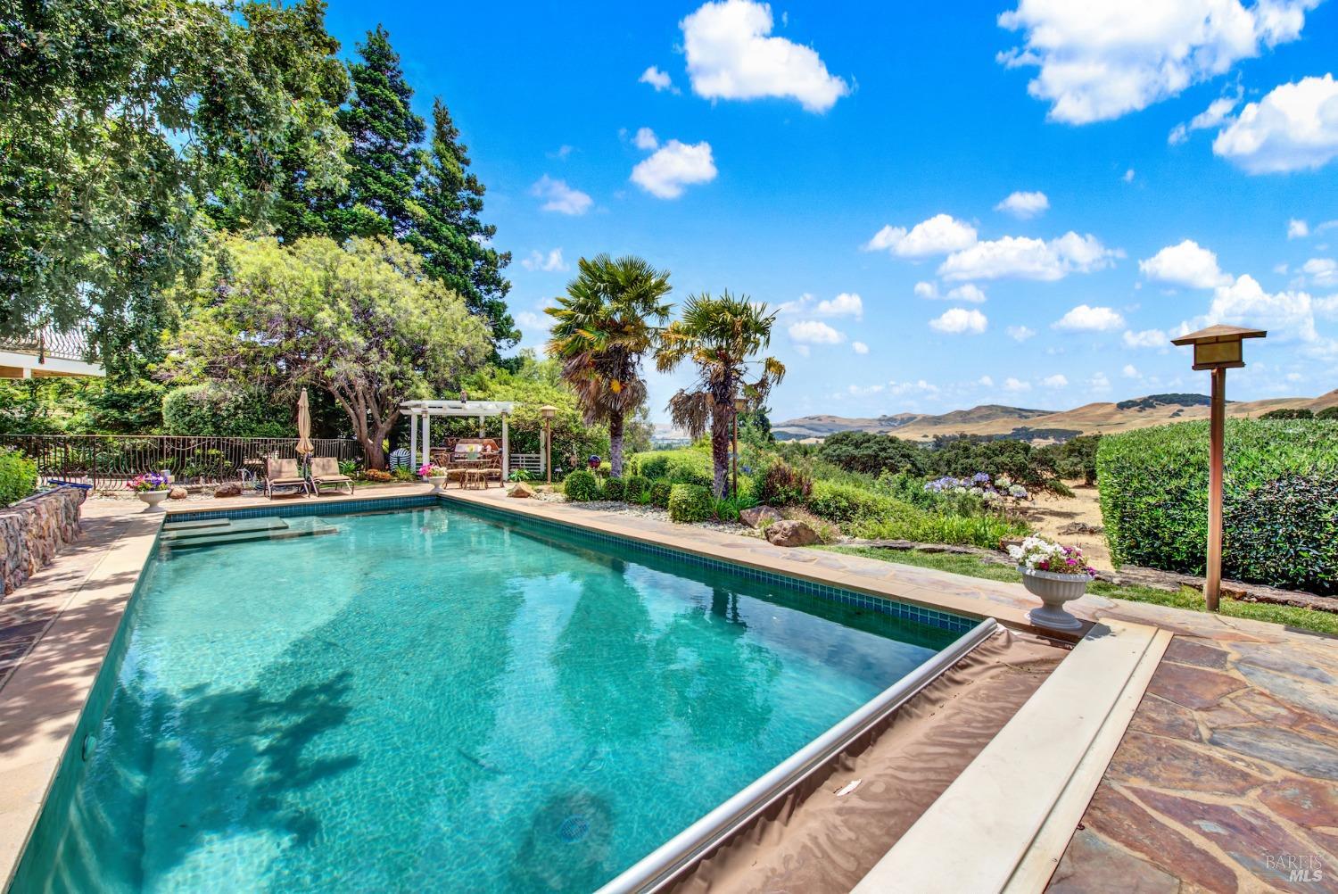 Detail Gallery Image 96 of 99 For 1009 Cypressridge Pl, Fairfield,  CA 94534 - 5 Beds | 4/1 Baths