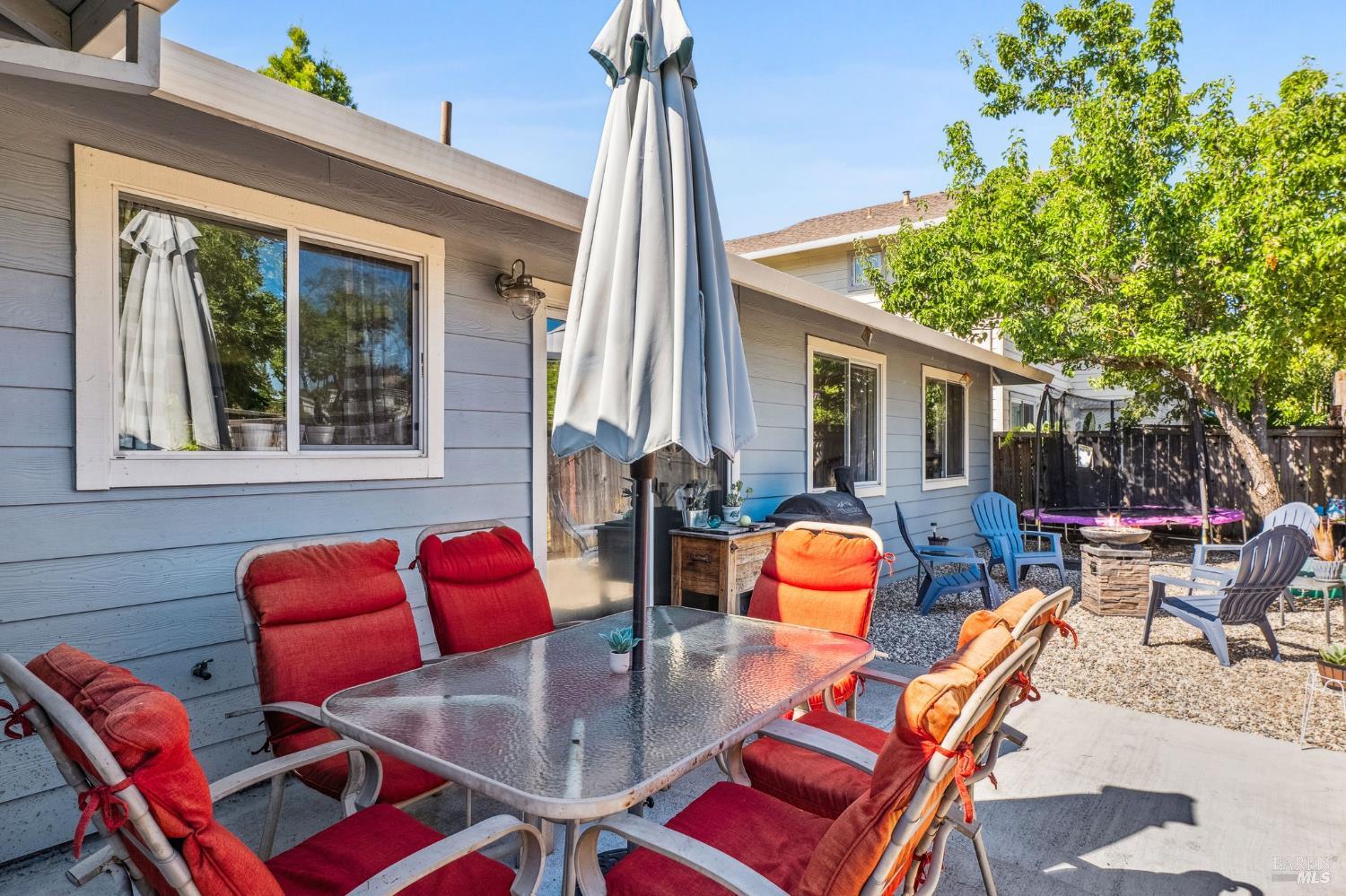 Detail Gallery Image 23 of 26 For 118 Garden Circle Way, Cloverdale,  CA 95425 - 3 Beds | 1/1 Baths