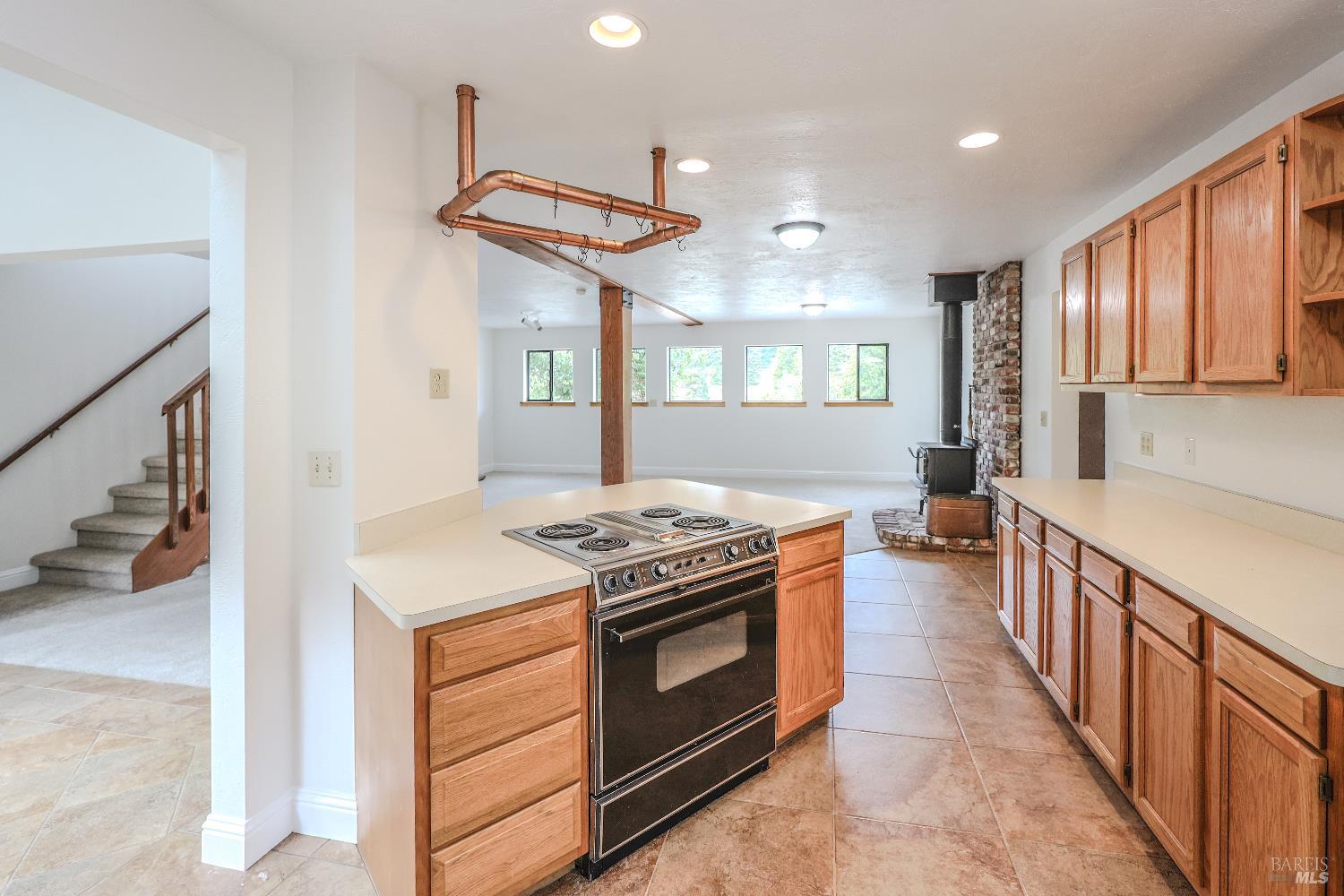 Detail Gallery Image 11 of 74 For 31600 Little Valley Rd, Fort Bragg,  CA 95437 - 3 Beds | 2 Baths