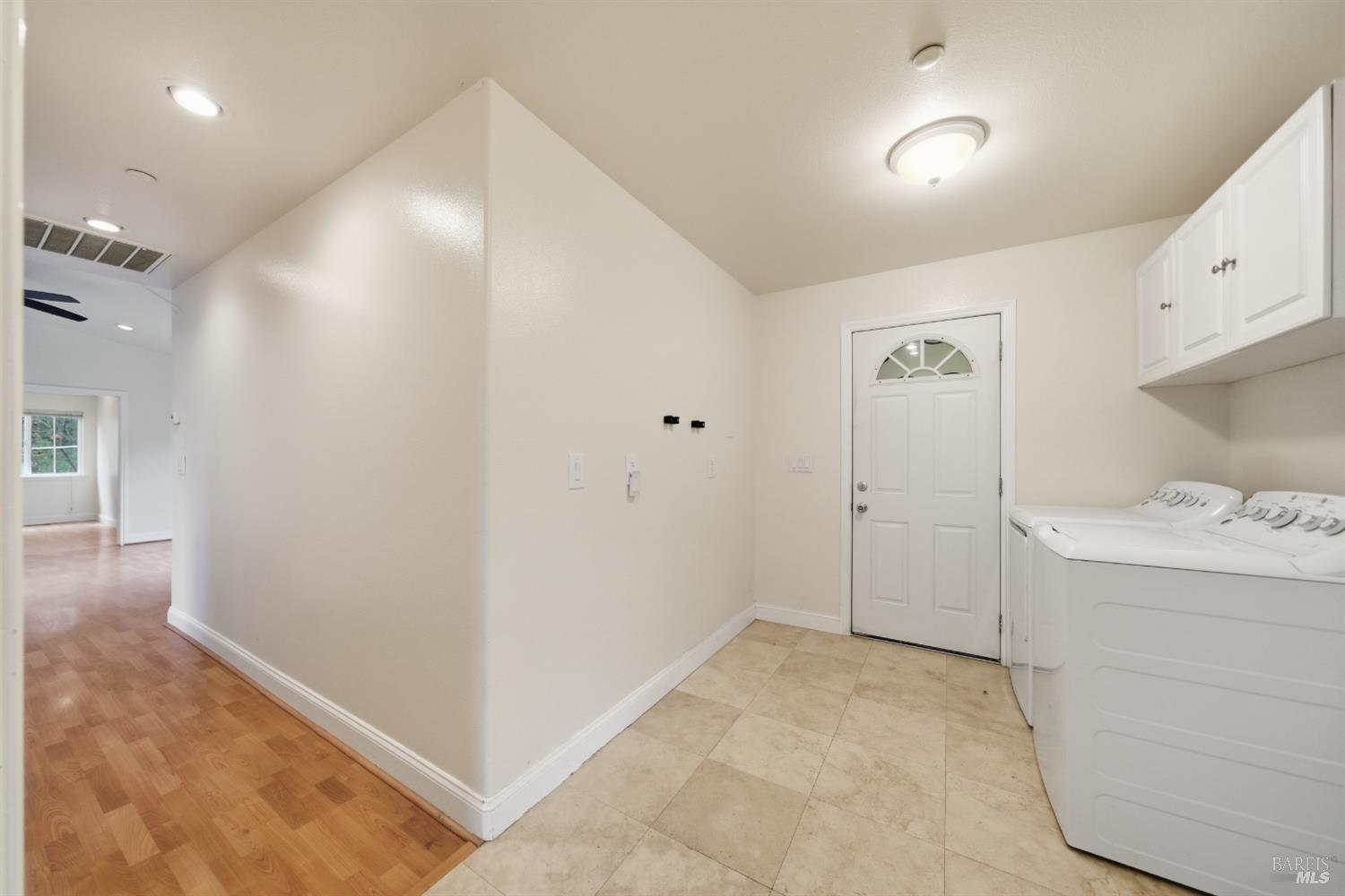 Detail Gallery Image 11 of 52 For 3960 Llano Rd, Santa Rosa,  CA 95407 - 6 Beds | 4 Baths