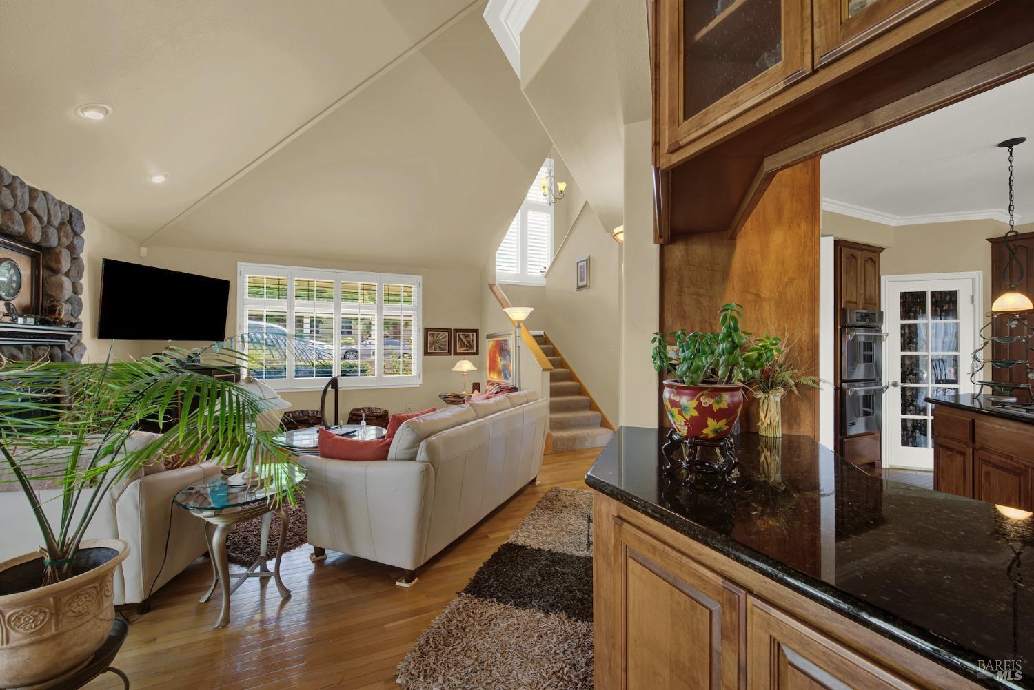 Detail Gallery Image 25 of 99 For 1009 Cypressridge Pl, Fairfield,  CA 94534 - 5 Beds | 4/1 Baths