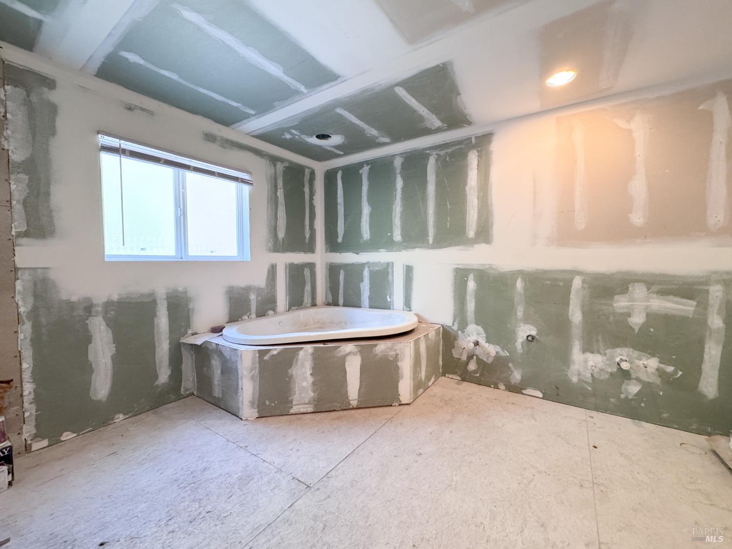 Detail Gallery Image 20 of 29 For 24511 Cypress Dr, Willits,  CA 95490 - 3 Beds | 2/1 Baths