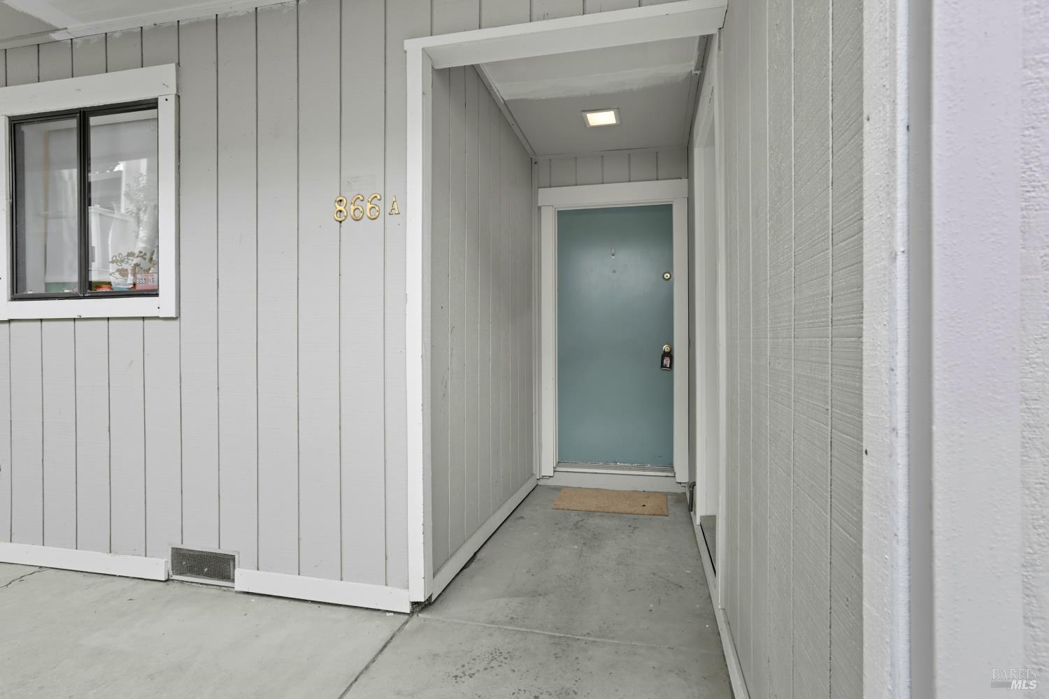 Detail Gallery Image 3 of 21 For 866 Tamalpais Ave a,  Novato,  CA 94947 - 1 Beds | 1 Baths